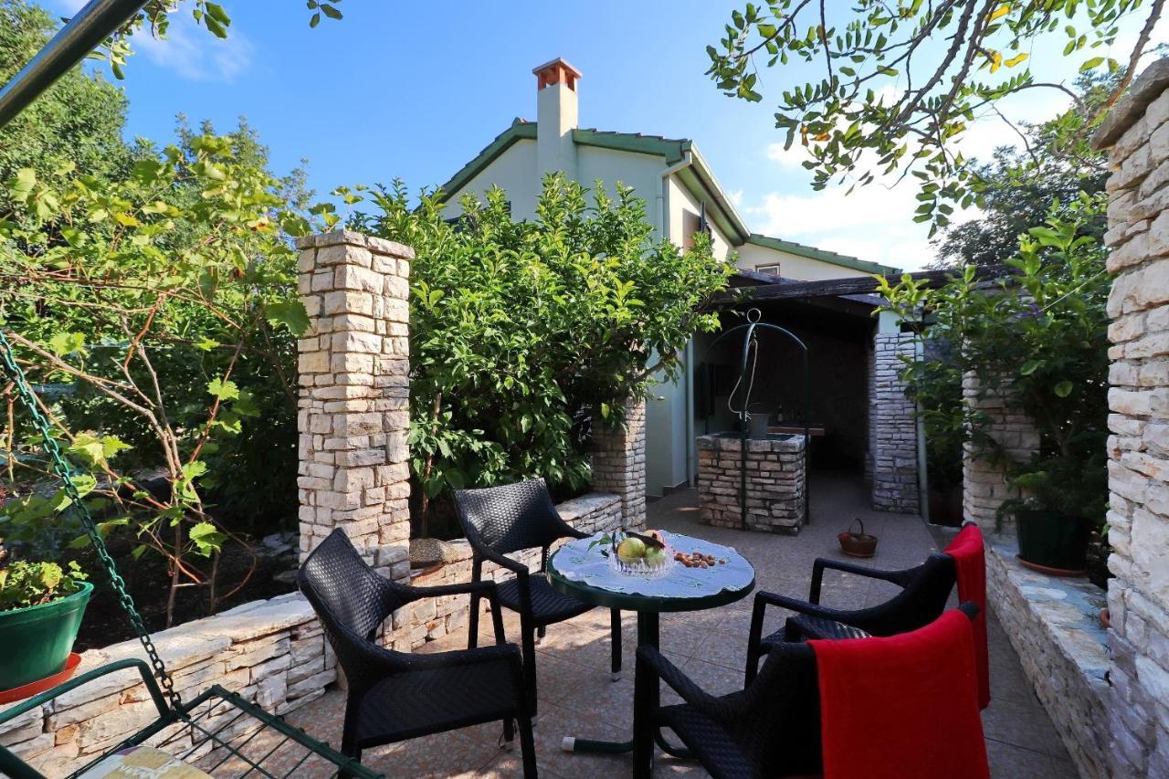 Stone House Oreb'S Cottage Vela Luka Exterior photo